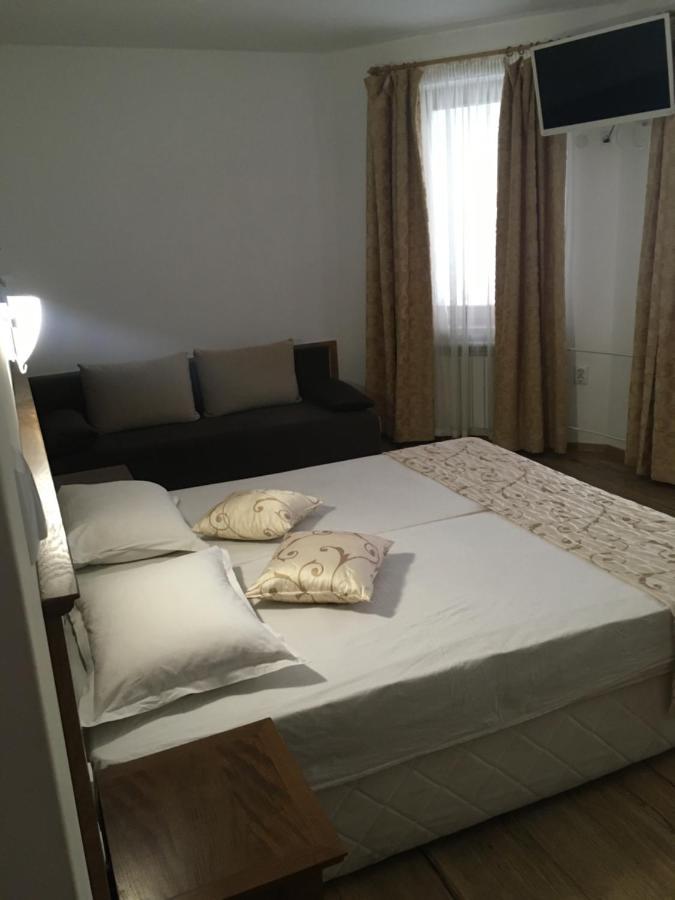 Guest House Rest Cherni Osum Exterior foto